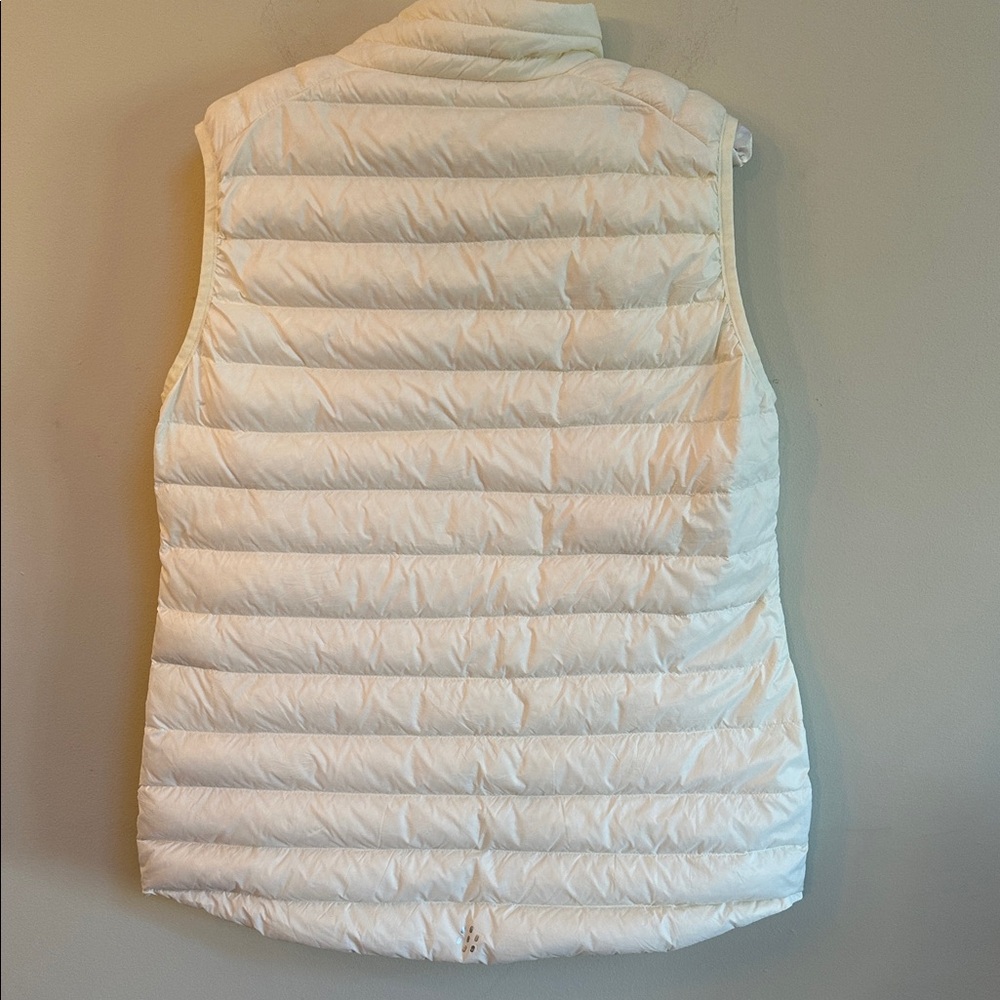 Mac in a Sac Packable Puffer Vest – Winter White, Size L (UK14/EUR42) - Picture 5 of 6